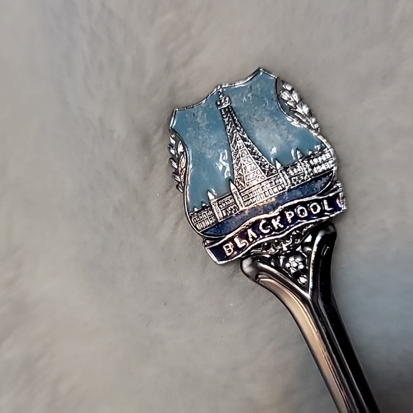 Blackpool Souvenir Spoon silver tone - Picture 3 of 8